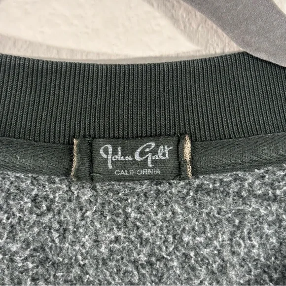 Brandy Melville John Galt Green Crewneck Sweater New York Baggy Oversized Casual - Picture 7 of 14